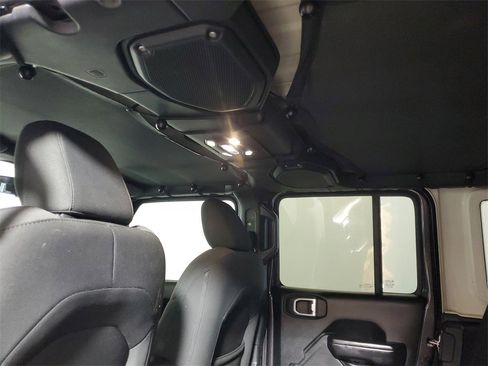 Used 2020 Jeep Wrangler Unlimited Sport S image 24