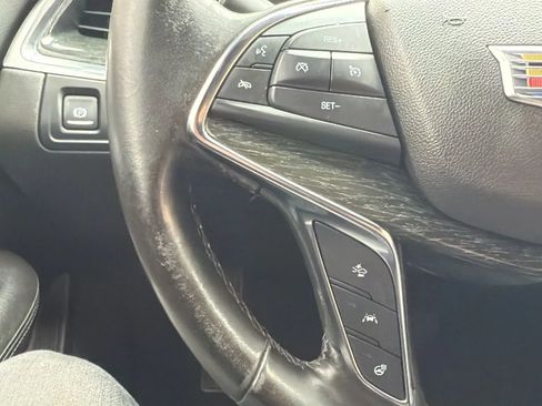 Used 2020 Cadillac XT5 Premium Luxury image 12