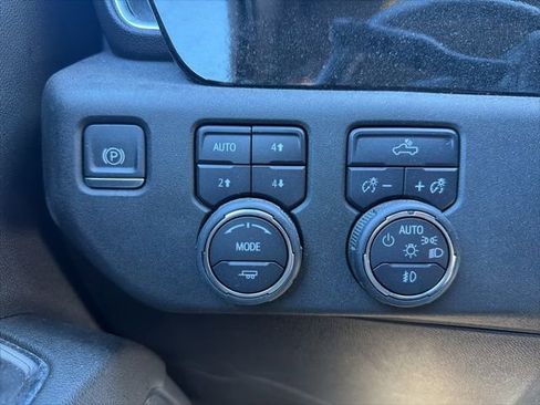 Certified 2024 Chevrolet Silverado 2500 LT AWD/4WD image 21