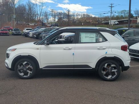 New 2026 Hyundai Venue SEL image 6