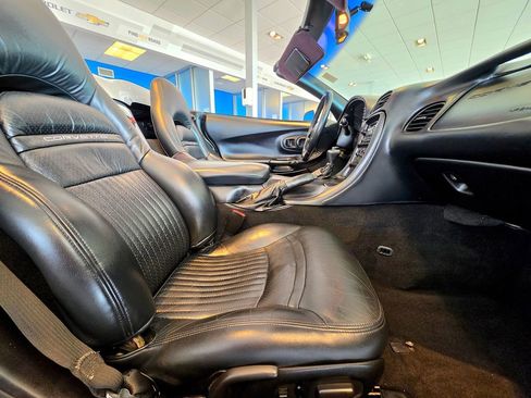 Used 2000 Chevrolet Corvette Convertible RWD image 27