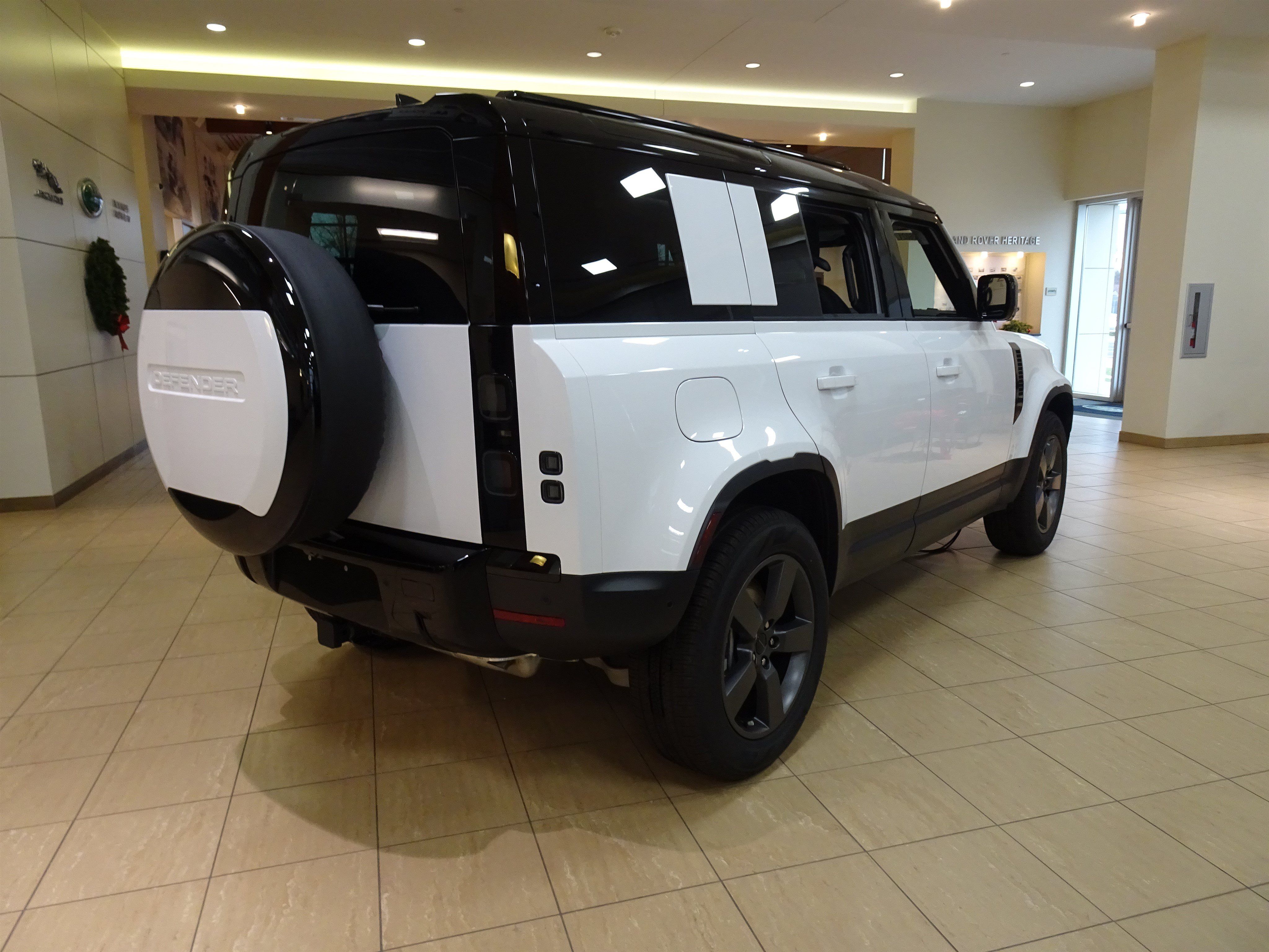 New 2026 Land Rover Defender 110 S AWD/4WD image 12