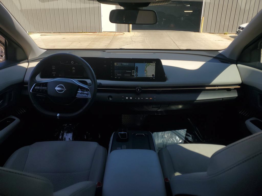 Used 2024 Nissan Ariya AWD image 21