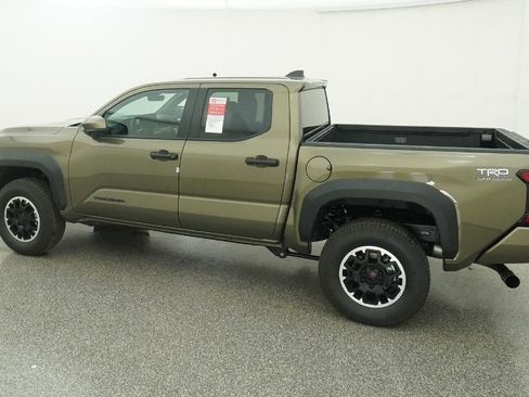 New 2026 Toyota Tacoma TRD Off-Road image 4
