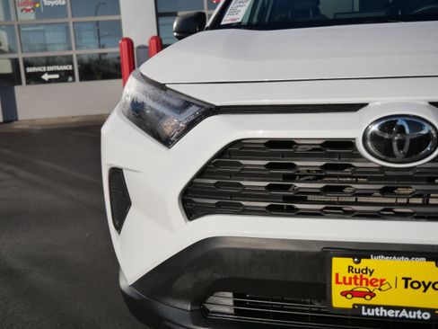 Certified 2025 Toyota RAV4 LE image 17