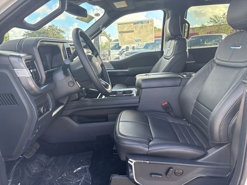 New 2026 Ford F250 Platinum w/ Tremor Off-Road Package image 21