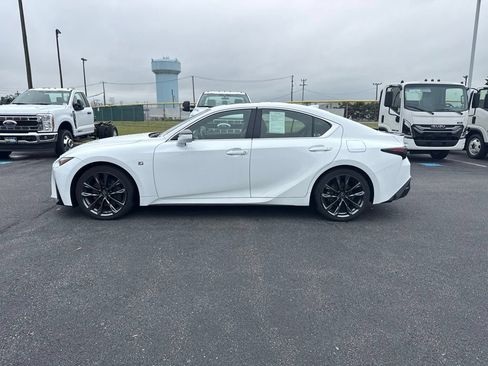 Used 2022 Lexus IS 350 F Sport AWD/4WD image 3