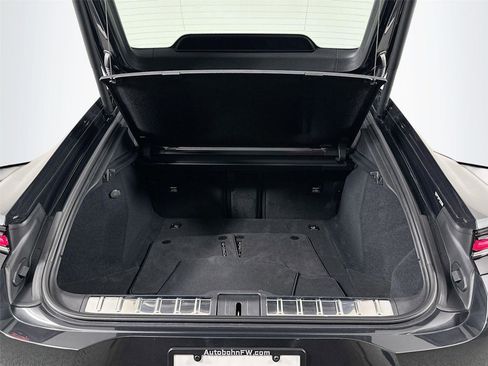 Certified 2025 Porsche Panamera GTS image 39