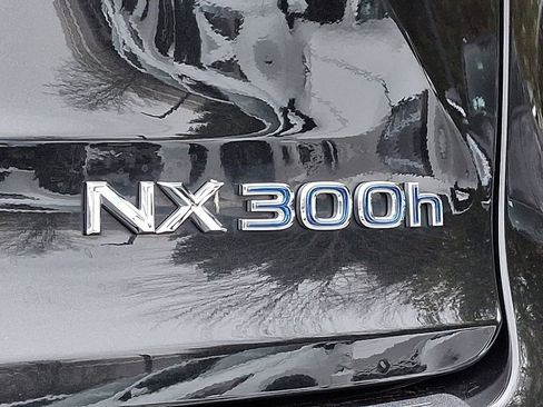 Used 2020 Lexus NX 300h 300h image 30