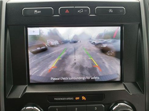 Used 2020 Ford F150 XLT w/ Equipment Group 302A Luxury AWD/4WD image 23