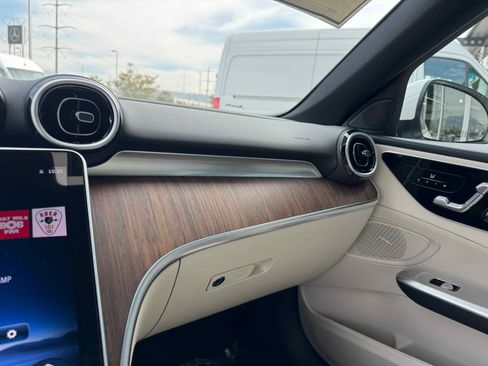 New 2025 Mercedes-Benz C 300 4MATIC Sedan image 20