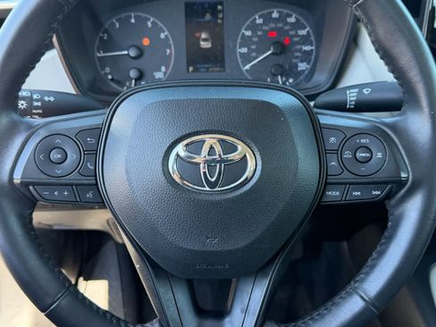 Used 2024 Toyota Corolla LE w/ LE Premium Package FWD image 10