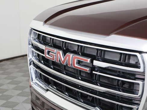 Used 2022 GMC Yukon XL SLT image 11