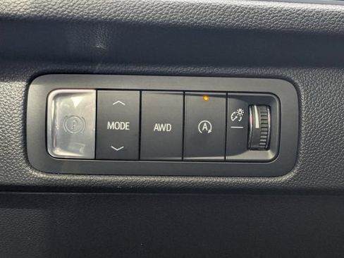 Used 2026 Chevrolet Traverse Z71 w/ Enhanced Driving Package AWD/4WD image 39