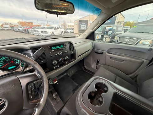 Used 2012 GMC Sierra 3500 W/T AWD/4WD image 12
