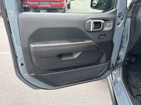 Used 2026 Jeep Wrangler Unlimited Rubicon AWD/4WD image 26