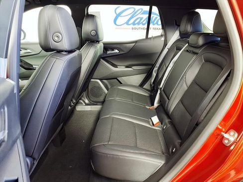 New 2026 Chevrolet Equinox LT w/ Convenience Package II image 17