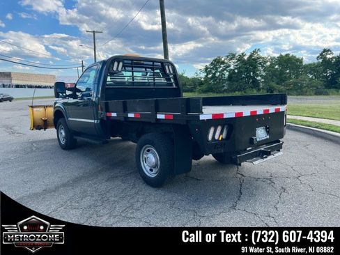 Used 2011 Ford F250 XL w/ Snow Plow Prep Pkg AWD/4WD image 10