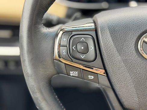 Used 2014 Toyota Avalon Limited image 33