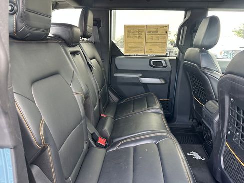 Used 2022 Ford Bronco Badlands image 38