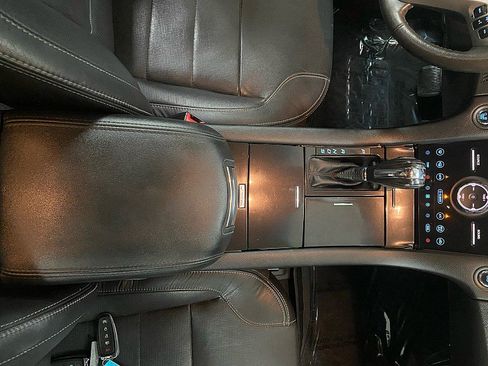 Used 2017 Ford Taurus Limited w/ Driver Assist Package image 22