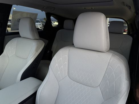 New 2026 Lexus RX 450h AWD image 19