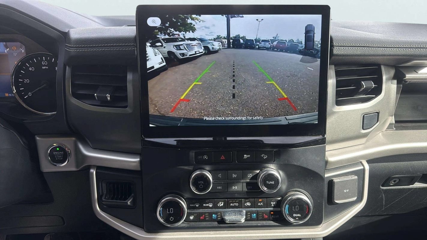 Used 2024 Ford Expedition Max XLT AWD/4WD image 11