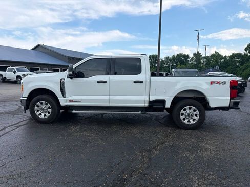 Used 2023 Ford F350 XLT w/ 360-Degree Camera Package AWD/4WD image 3