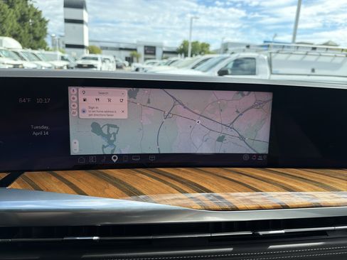 Used 2025 Cadillac Escalade Premium Luxury Platinum image 24