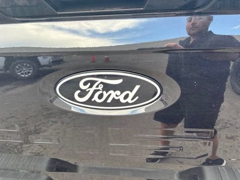 Used 2025 Ford F150 Lariat AWD/4WD image 16