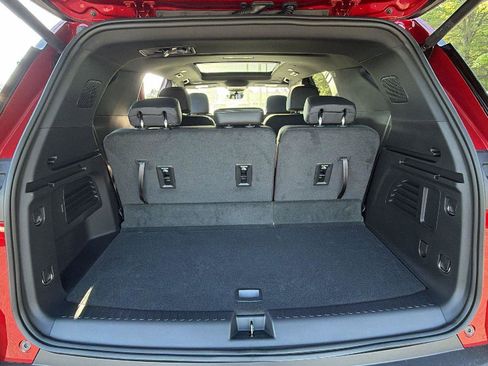 New 2026 Chevrolet Traverse LT w/ Sun and Wheel Package image 10