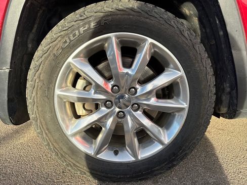 Used 2016 Jeep Cherokee Limited w/ Luxury Group image 16