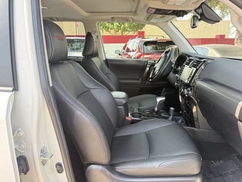 Used 2023 Toyota 4Runner TRD Off-Road Premium w/ Moonroof Package AWD/4WD image 30