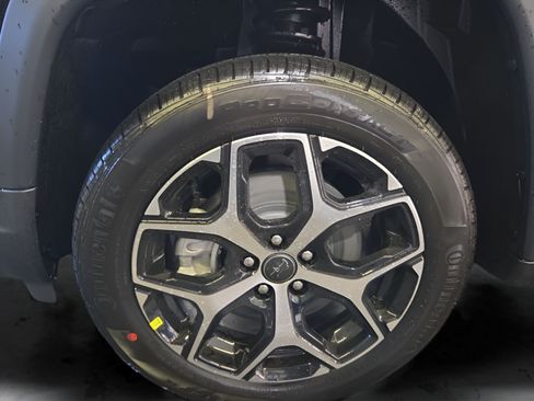 New 2026 Jeep Compass Limited AWD/4WD image 18