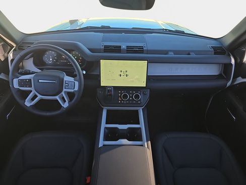 New 2026 Land Rover Defender 110 X-Dynamic SE image 9