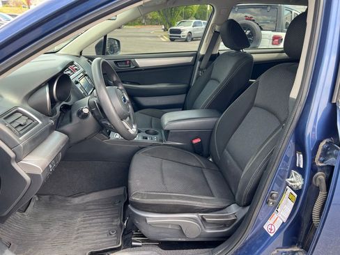 Used 2019 Subaru Outback 2.5i AWD/4WD image 23