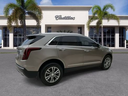 Certified 2023 Cadillac XT5 Premium Luxury FWD image 14
