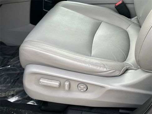 Used 2019 Honda Odyssey Touring image 23