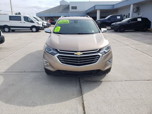 Used 2019 Chevrolet Equinox Premier image 2