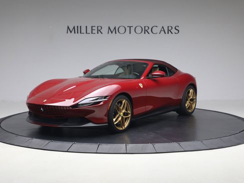 Certified 2025 Ferrari Roma Spider RWD image 25