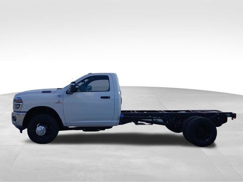 New 2026 RAM 3500 Tradesman AWD/4WD image 2