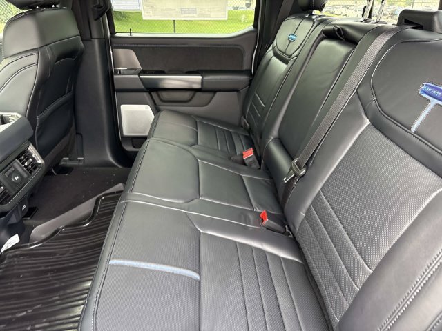 New 2026 Ford F250 Platinum w/ FX4 Off-Road Package AWD/4WD image 18