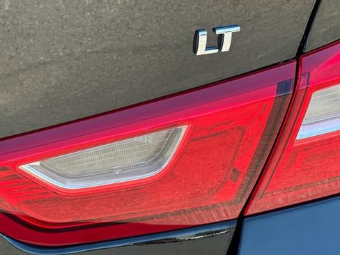 Used 2023 Chevrolet Malibu LT FWD image 31