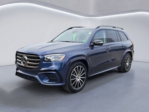 New 2026 Mercedes-Benz GLS 450 4MATIC image 31