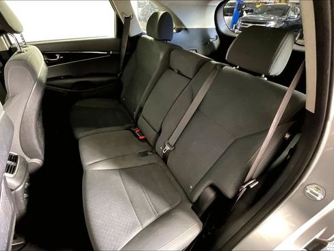 Used 2016 Kia Sorento FWD w/ LX Convenience Package image 26