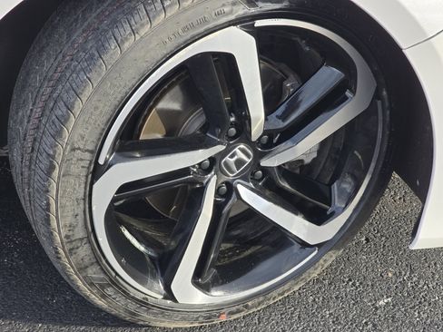 Certified 2022 Honda Accord Sport image 11