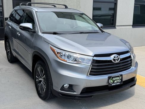 Used 2016 Toyota Highlander XLE AWD/4WD image 7