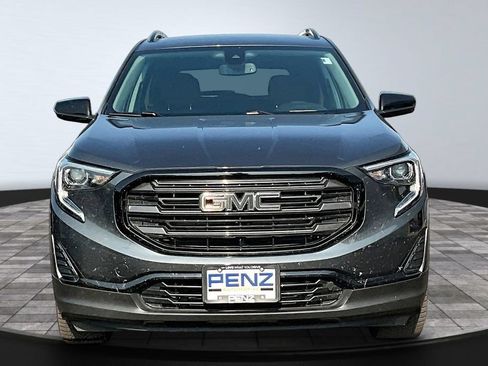 Used 2021 GMC Terrain SLE w/ Driver Convenience Package AWD/4WD image 2