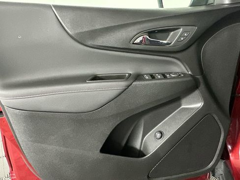 Certified 2023 Chevrolet Equinox RS AWD/4WD image 22