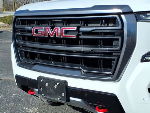Used 2021 GMC Yukon AT4 image 34